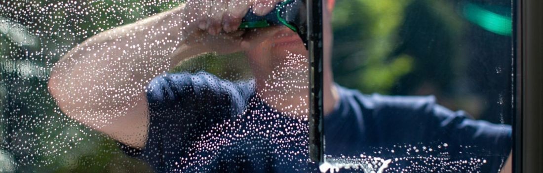 Lavage de vitres intérieures et extérieures en Belgique